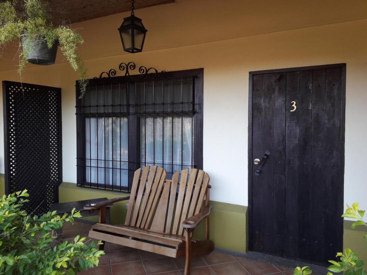 Dos Palmas Studio Apartments Rio Segundo Екстер'єр фото
